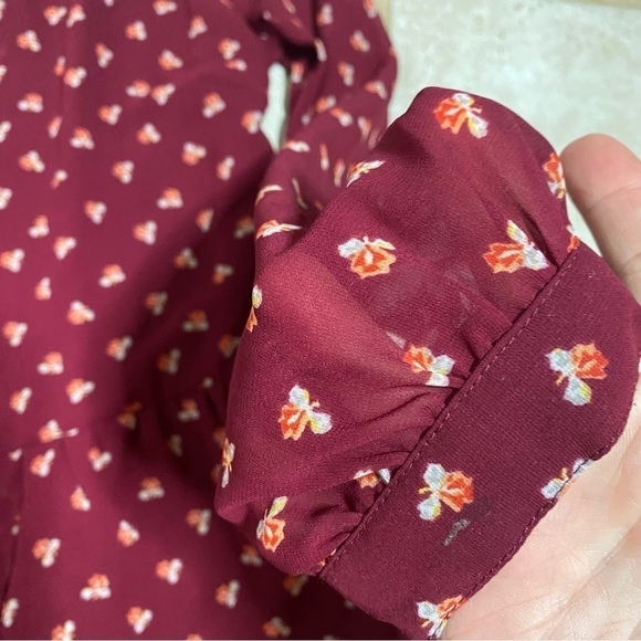 Abercrombie & Fitch Choker Neck Winter Floral Romper - Picture 7 of 8